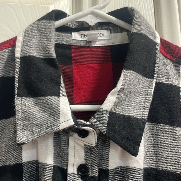 PreOwned Steven Madden  Flannel Size Small Women’s. - Picture 5 of 10